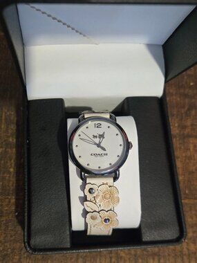 Coach watch